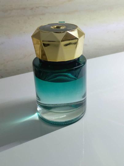 خوشبو کننده هوشمند خودرو مدل Car Fragrance